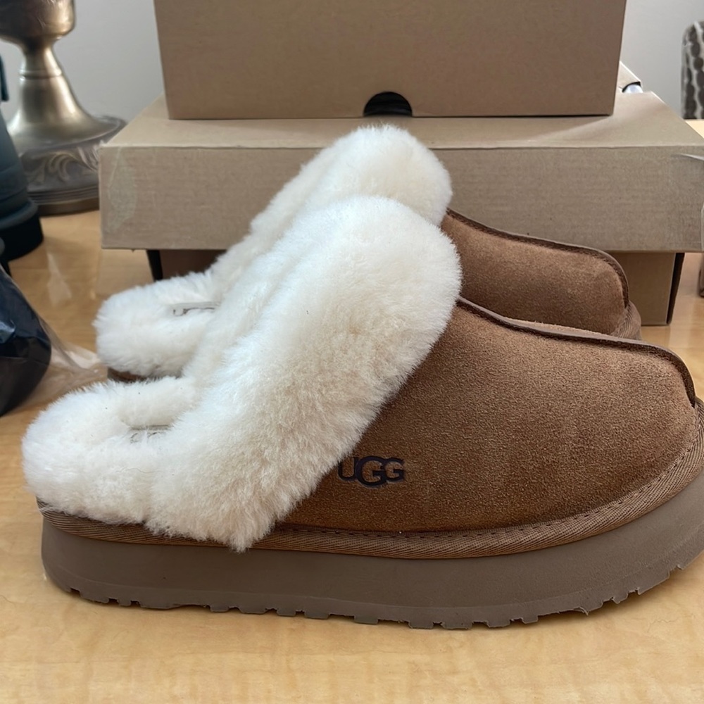 Ugg Women’s Disquette Slipper